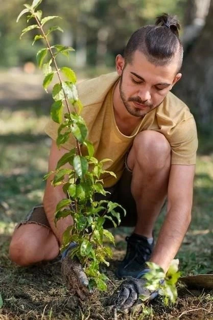 La Piracanta: Guía Completa para Plantar y Cuidar Este Arbustro Espinoso